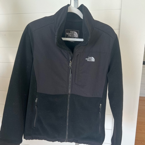 The North Face Women’s Retro Denali Fleece Jacket – Large (Black) - Picture 1 of 5